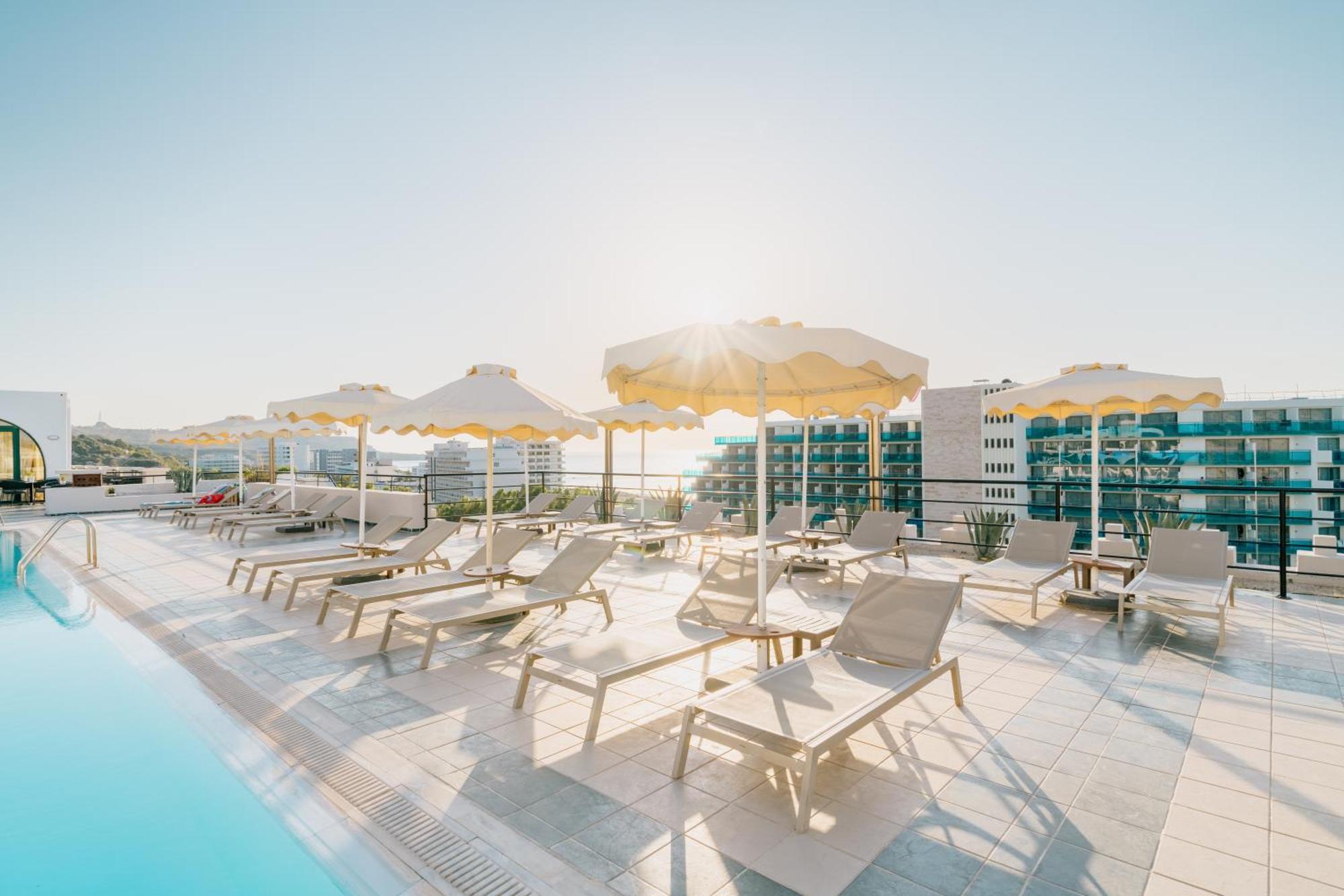Calypso Palace Фалираки Экстерьер фото